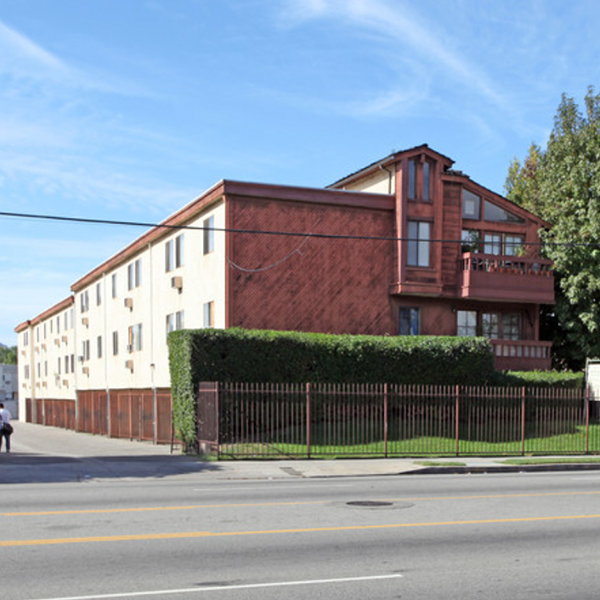 28-Unit Multifamily Building in Los Angeles, CA